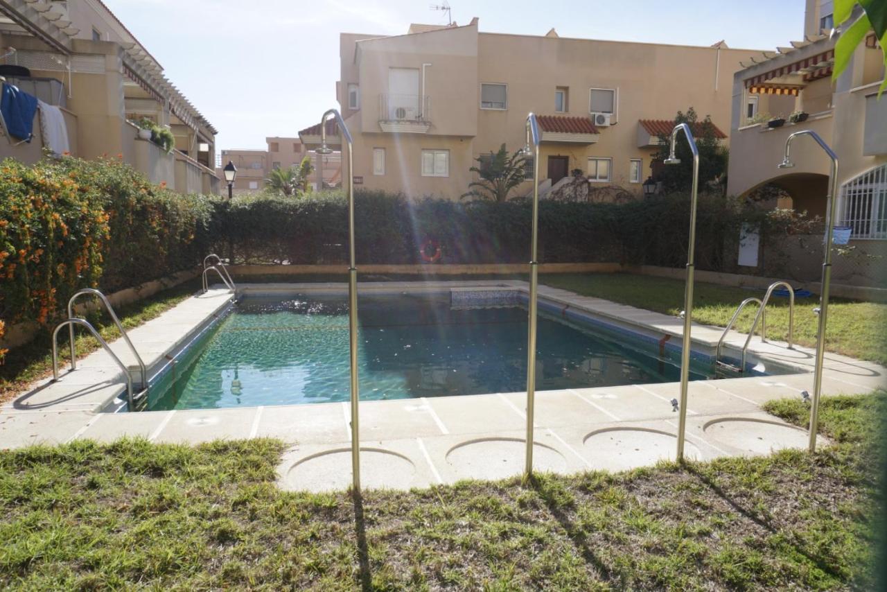 アグアドゥルセMediterraneo Luxアパートメント エクステリア 写真